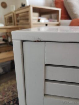 JYSK noční stolek - 3