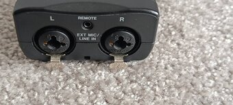 TASCAM DR-40 – 4stopý rekordér, XLR - 3