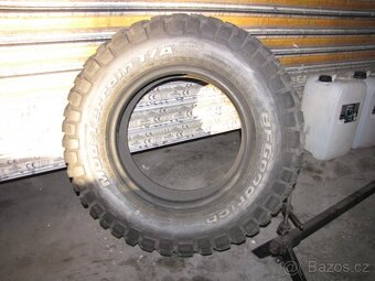 Pneu s Hrotama off road - 3