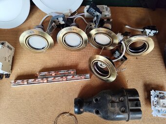 Elektro zbytky po renovaci bytu - 3