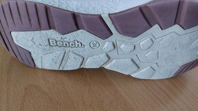 Boty Bench v. 34 - 3
