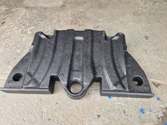Prodám vložku do rezervy VW Touran - 3