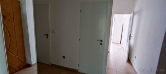 Dveře vstupní 60cm levé, prosklené 70 cm pravé - 3