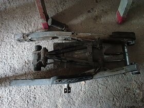 Suzuki DR 250. - 3