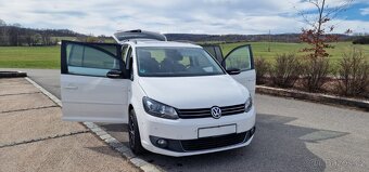 Volkswagen Touran 2.0 TDi, servisní knížka - 3
