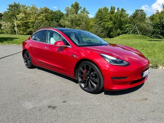 Tesla model 3 performance - 3