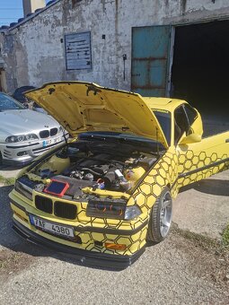 Bmw E36 330i coupe - 3