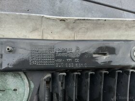 maska,mřížka chladiče škoda superb 1 stříbrná 9102+nový znak - 3