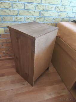 Noční stolek IKEA - 3