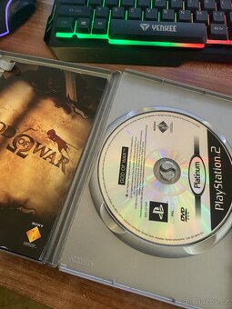 PLAYSTATION 2 GOD OF WAR NOVE - 3