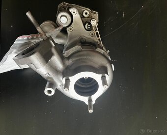 Turbo Hyundai Tucson II 2.0 Crdi 100kw - 3