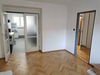 Pronajmu byt 2+1 v Přelouči - 3