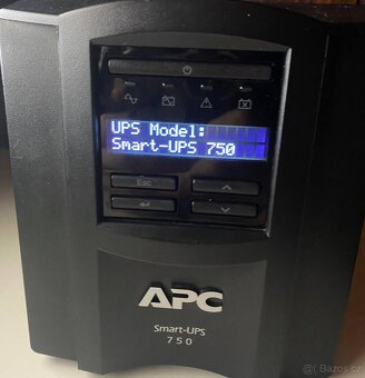 APC Smart-UPS SMT750I – nová baterie 2024, plně funkční - 3