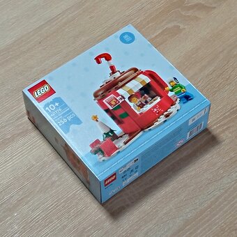 LEGO 40776 - Stánek s horkou čokoládou - 3