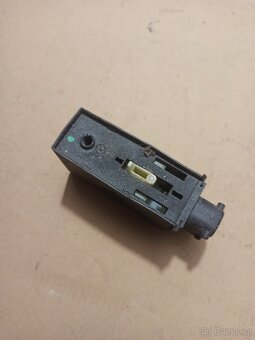 BMW E36 ovladač zámku dveří - 3