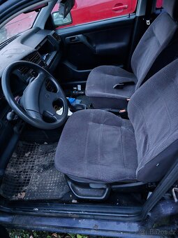 Volkswagen Golf 3 1.6 74kw - 3