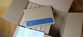 Fotovoltaika měniče Hoymiles HM-400 - 8 kusů NOVÉ - 3