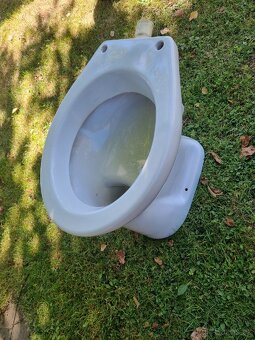 Záchodová mísa - 3