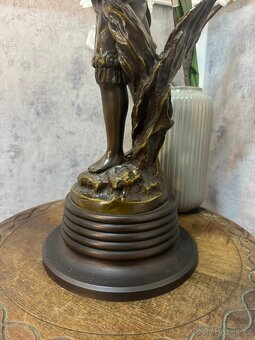 Bronzová figurální soška (140052) - 3