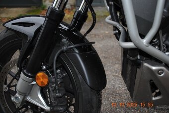 PRODÁM HONDU VFT 800X CROSSRUNNER 2016 NOVÝ MODEL - 3