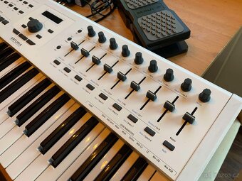 Arturia Keylab 61 Mk2 - 3