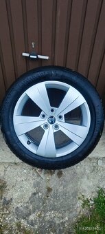 Originál Kola škoda 215/55/r17 - 3