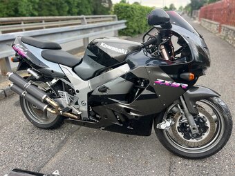 Kawasaki zx9r - 3