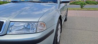 Škoda Octavia tour 1.6 mpi naj. 125 tis. km v ČR 1 majitel - 3