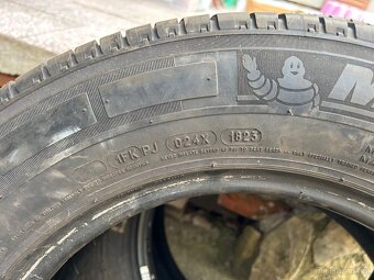 225/65 r16c - 3