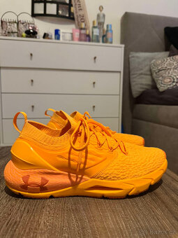 Boty Under Armour Hovr Phantom 2 - 3