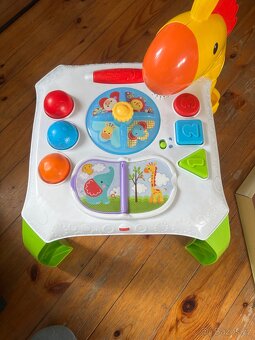 Fisher Price žirafa rostoucí s dítětem - 3