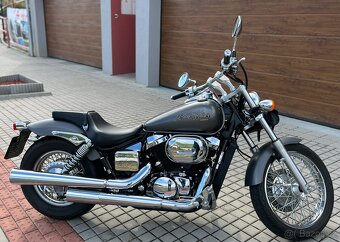 Honda VT 750 DC Black Widow - 3