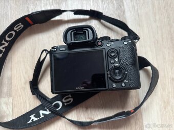 Sony A7III, záruka - 3