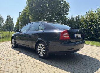 ŠKODA OCTAVIA 1.6 85 KW FSI - BENZÍN - 3