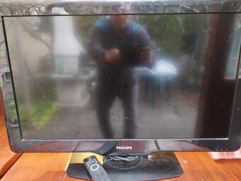 LCD televize Philips 80cm - 3