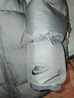 Bunda Nike Sportswear Club - 3