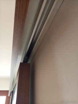 Posuvné prosklené dveře hnědé - použité - 3