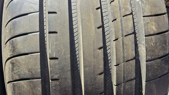 Letní pneu 235/45/17 Good Year - 3