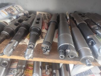 nastroje k vyvrtavačce W 100 - 3