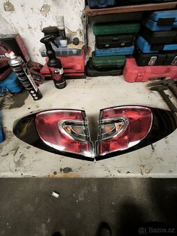 Megane světla + kufr - 3