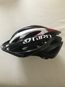 Cyklistická helma GIRO - 3