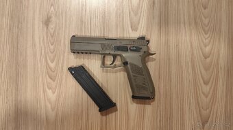 CZ P-09 - 3
