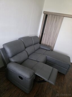 Prodám rohovou sedací soupravu ve výborném stavu - 3