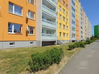 Pronájem bytu 2+kk 40m², ul. Fr. Malíka 1001, blok 734, Most - 3