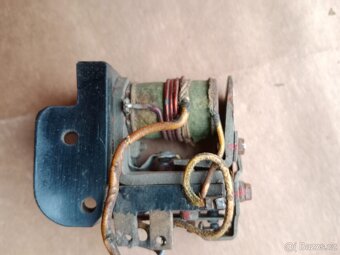 Dobíjecí relé JAWA ČZ - 3
