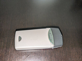 Nokia 8310 - 3