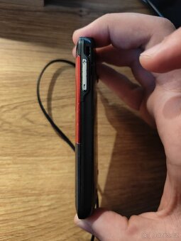 Nokia 5310 expressmusic s nabíječkou - 3