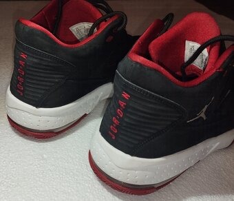 Nike Jordan max aura 2.Vel.42 - 3