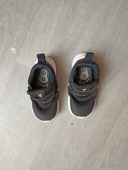 Botky Nike - 3