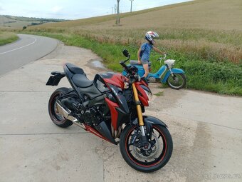 Suzuki GSX-S 1000 - 3